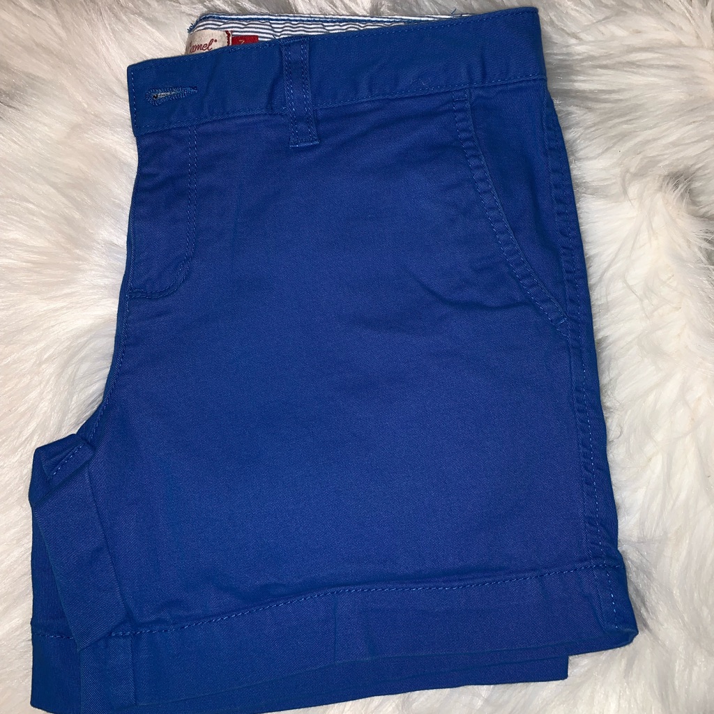 Red Camel Shorts